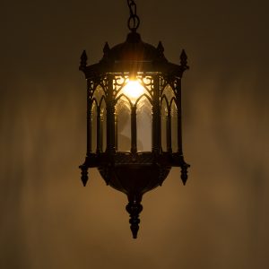 DARCY 00672 Vintage Κρεμαστό Φωτιστικό Ανάρτηση Μονόφωτο 1 x E27 IP20 Μαύρο Μέταλλο με Διάφανο Γυαλί – Μ35 x Π35 x Υ61cm