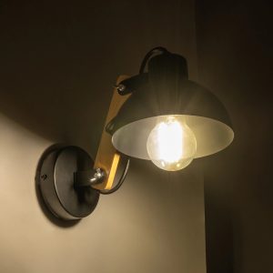 GRANT 00902 Μοντέρνο Επιτοίχιο Φωτιστικό Απλίκα Μονόφωτο 1 x E27 IP20 Μαύρο Μέταλλο με Μπεζ Ξύλο – Μ15 x Π23 x Υ22cm