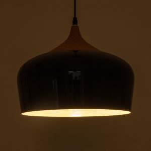 VILI 01261 Μοντέρνο Κρεμαστό Φωτιστικό Καμπάνα Μονόφωτο 1 x E27 IP20 Μαύρο & Μπεζ Μέταλλο – Μ35 x Π35 x Υ27cm