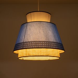 SAIGE 01918 Boho Κρεμαστό Φωτιστικό Πλέγμα Μονόφωτο 1 x E27 IP20 Μπεζ Ξύλο με Μπλε & Γκρι Ύφασμα – Μ50 x Π50 x Υ45cm
