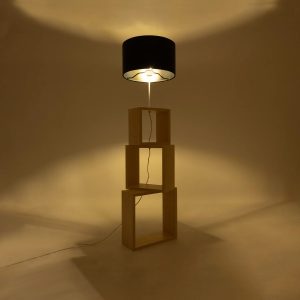 LUMO 201-0070 Μοντέρνο Επιδαπέδιο Φωτιστικό Μονόφωτο 1 x E27 IP20 Μπεζ Ξύλο με Μαύρο Ύφασμα – Μ37 x Π36 x Υ136cm