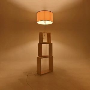 LUMO 201-0071 Μοντέρνο Επιδαπέδιο Φωτιστικό Μονόφωτο 1 x E27 IP20 Μπεζ Ξύλο με Μπεζ Ύφασμα – Μ37 x Π36 x Υ136cm