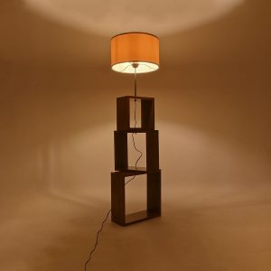 LUMO 201-0073 Μοντέρνο Επιδαπέδιο Φωτιστικό Μονόφωτο 1 x E27 IP20 Καφέ Ξύλο με Μπεζ Ύφασμα – Μ37 x Π36 x Υ136cm