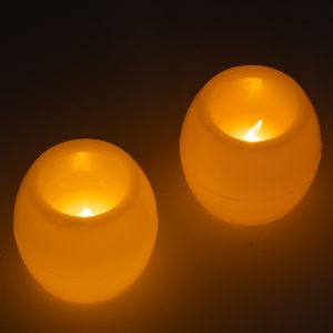 CANDLE 79549 ΣΕΤ 2 x Διακοσμητικά Realistic Κεράκια με LED Εφέ Κινούμενης Φλόγας – Μπαταρίας 2 x CR2032 Θερμό Λευκό 2700K Μπεζ D6 x H5cm