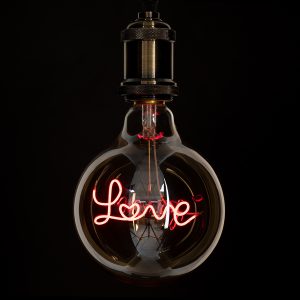 99253 Λάμπα LED Ultra Thin Soft S Spiral Letter Filament E27 G125 LOVE Γλόμπος 2.4W 204lm 360° AC 220-240V IP20 Φ12.5 x Υ18cm Κόκκινο με Μελί Γυαλί – Dimmable – 3 Χρόνια Εγγύηση